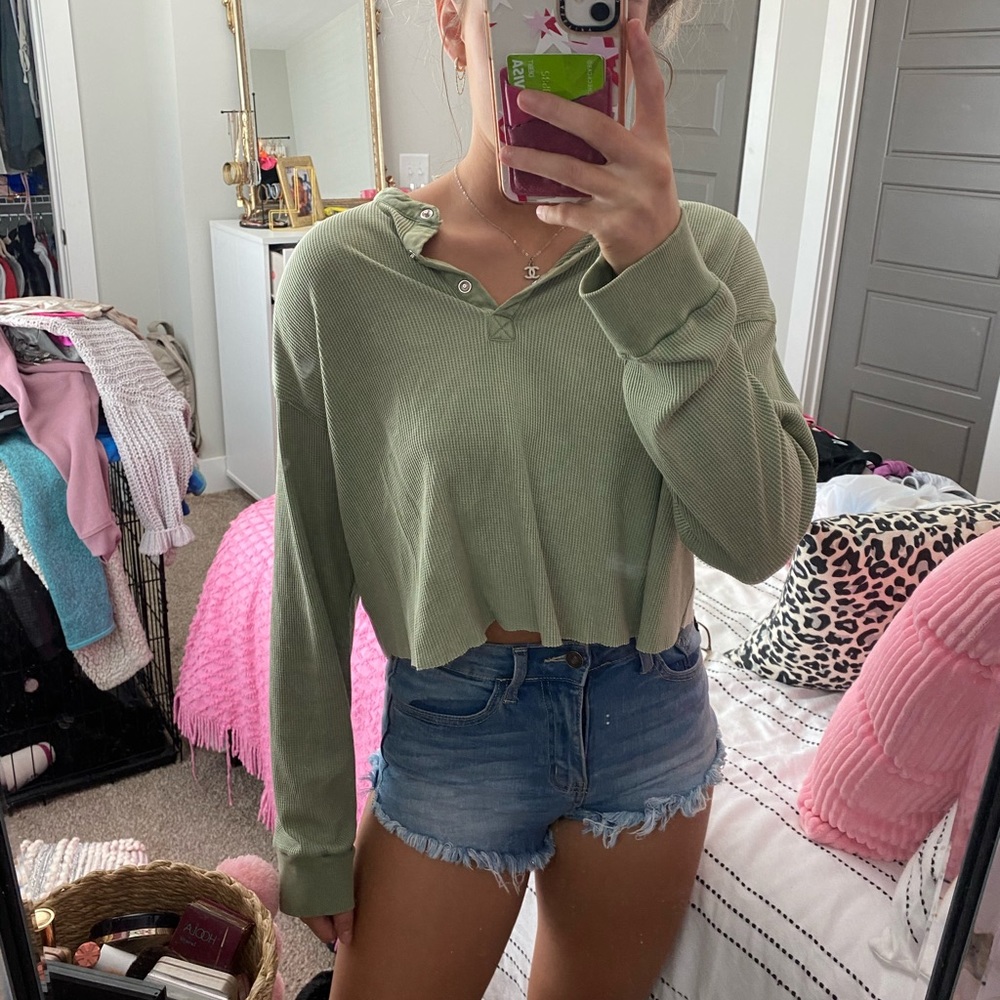 Long Sleeve Crop Top